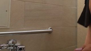 Jerking and cumming in a public restroom stall - session 16