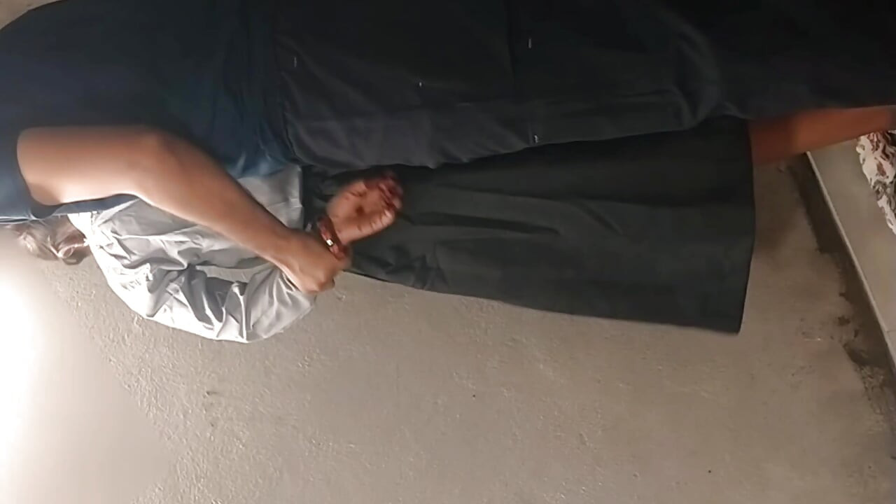 Step brother caught his step sister alone and take advantage.teenager enters her stepbrother's room to have sex after school