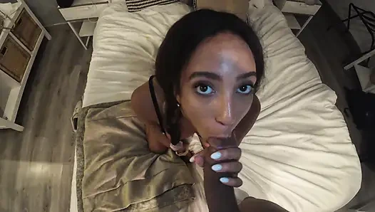 Aku ketemu sama teman kulit hitamku dan dia ngentot memek sempitku - luna blackx