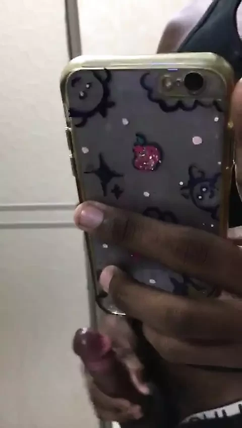 I MAKE A STRAW WITH MY STEPSISTER'S CELL PHONE, I ALMOST CAUGHT