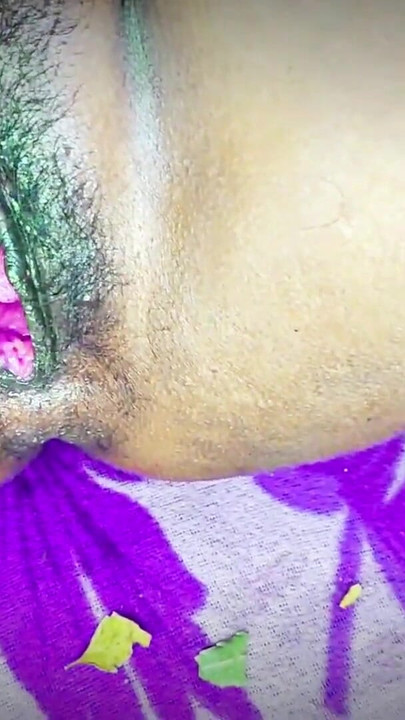 Must-see στιγμή από το "Hard fisting desi bhabhi hard fisting"