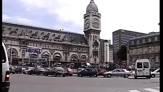 Kompilasi semua video yang ada.