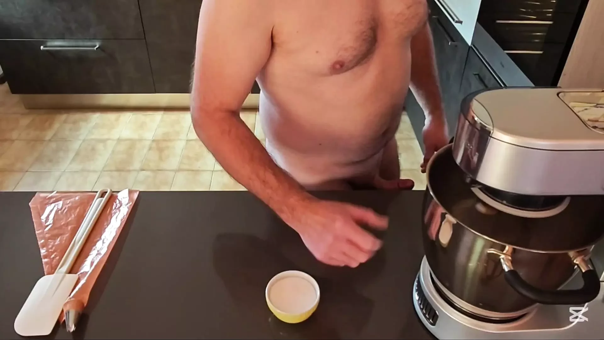 Cicci77 jerks off Pedro to make him cum and collect the last load of cum and then prepares the batch of meringues 02/25