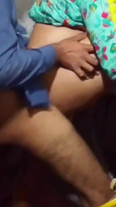 เย็ดถ่ายเองกับเมียมือสมัครเล่นขี่ควยและแตกในท่าหมา รุ่นแม่น่าเย็ดตูดใหญ่ | คลิป 1