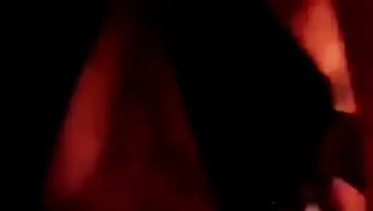 Pusdy lagi asik mainin gor boyfriend yang lagi menunggu