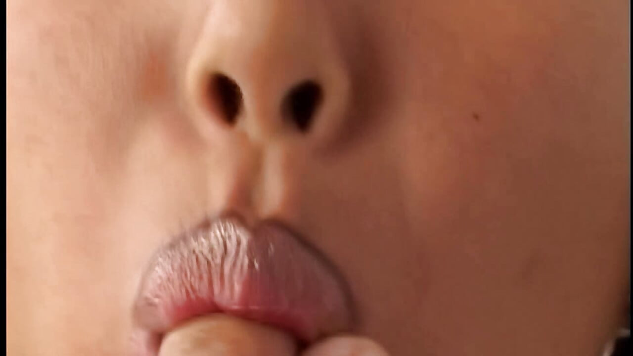 क्या मैं तुम्हारा लंड तब तक चूस सकती हूं जब तक तुम नहीं आ जाते?