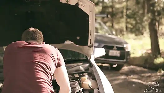 Terikat di rumah bagian 2: carilah laney day, leo embers, mishel karen