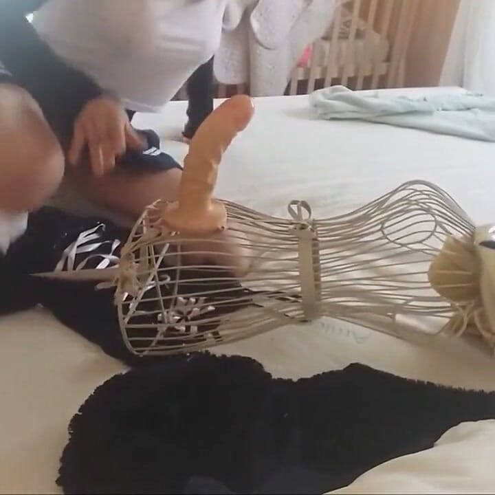 Poor! on His Return Home He Found Something Monstrous to Wait for Her.. but He Has an Interesting Penis and She Wants to Lose