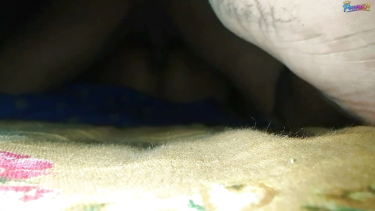 Bangladeshi couple hot sex in bedroom