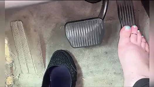 Pedal Play: Fast Speed and Jerk off Instructions with Big Feet, Full Control