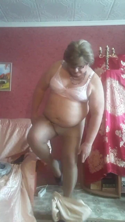 Bbw Irene undresses | Clip 1