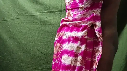 Bugün karım farklı bir tarzda. Çünkü onu her gün daha çok sevmek istiyor.