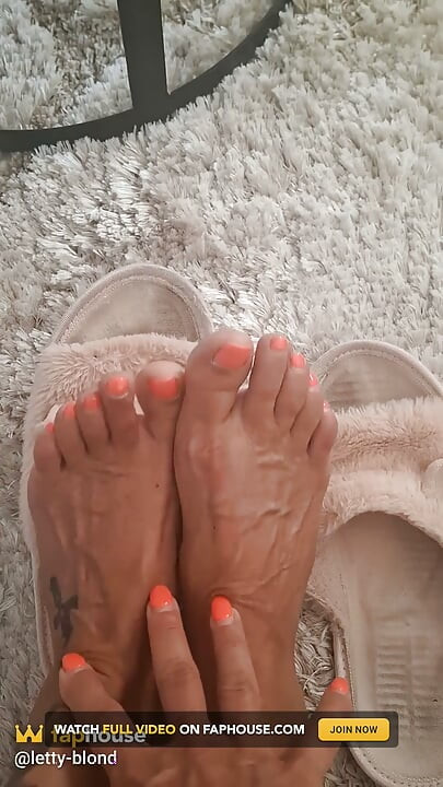 Kneel Down and Lick