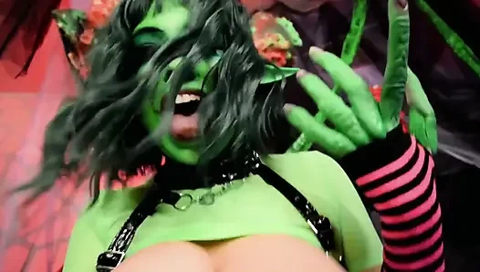 Salad Fingers | Cosplay Parody