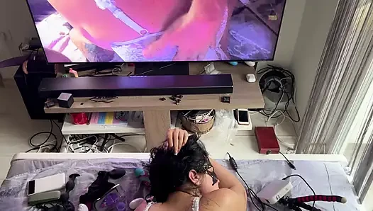 Sebelum pernikahannya viviane martix pengen orgasme asli yang terakhir