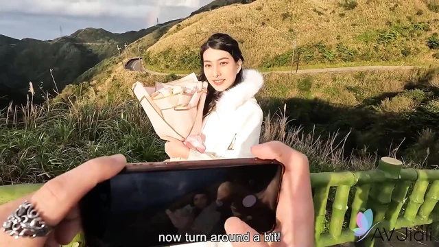 POV Date with Smoking Hot Brunette Babe, Jiaxin
