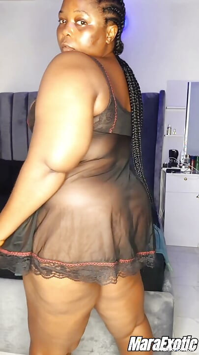 Thick Sexy MILF Sensual Solo Masturbation