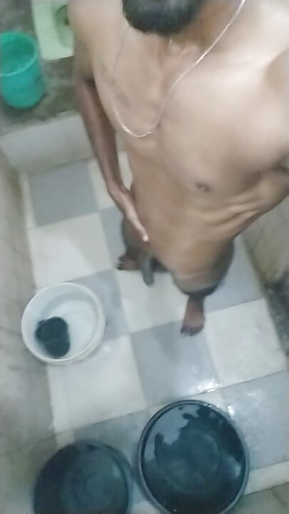 I am bathing alone, someone please come