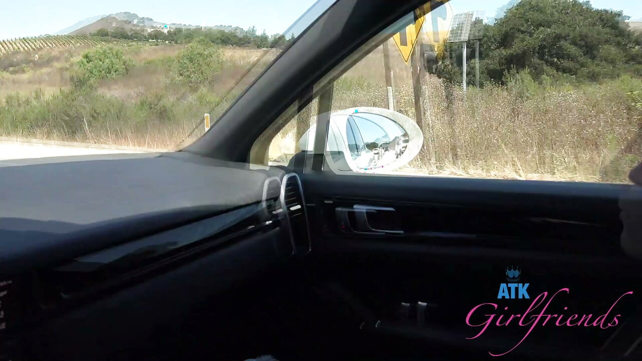 Serena Hill POV: Come-lhe o doce e apertado cona até ela implorar, depois enfia e faz com que ela goze