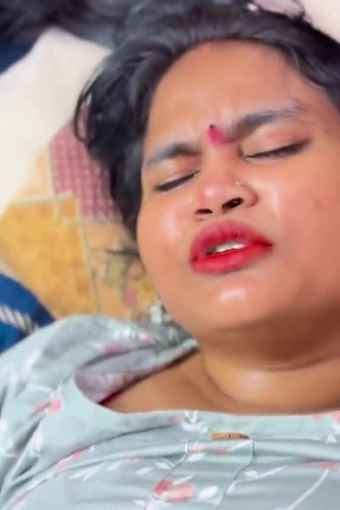 Stepfather Caught Me Fingering My Pussy and Left Me, Chudai Hindi Video