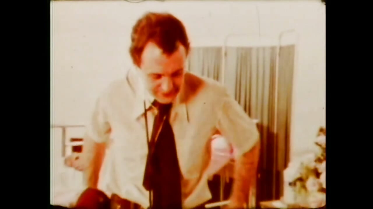 فانيسا ديل ريو تزور الطبيب