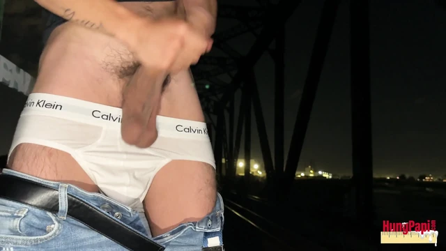 Big Dick Twink Solo Jerk off Big Cumshot Outdoor Caught Jerking off Hung Papi