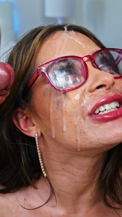 Nicole Aria Çift Oral featuring Donny Sins, Jonni Darkko | Bölüm 3