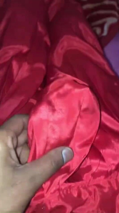 Satin Silk handjob Porn (35)