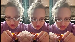 슬로우 모션으로 Asmr 츄 사운드 효과