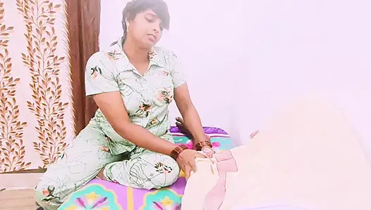 Hintli dede domalarak sikişiyor Telugu edepsizce konuşuyor