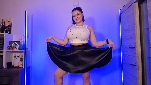 Curvy College Girl Haul Plaid, Drawstring and Black Mini Skirts Fit Check