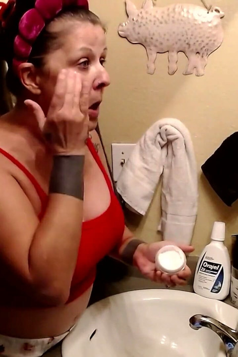 Gargling Teeth Brushing Facial Massage