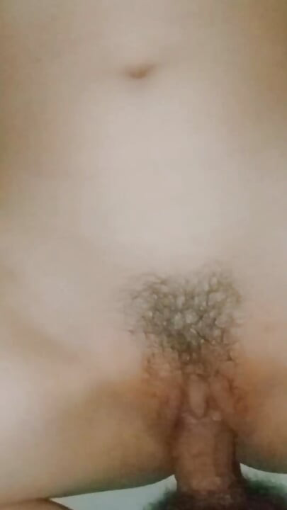 نحيف عذراء ضيق كس آسيوية