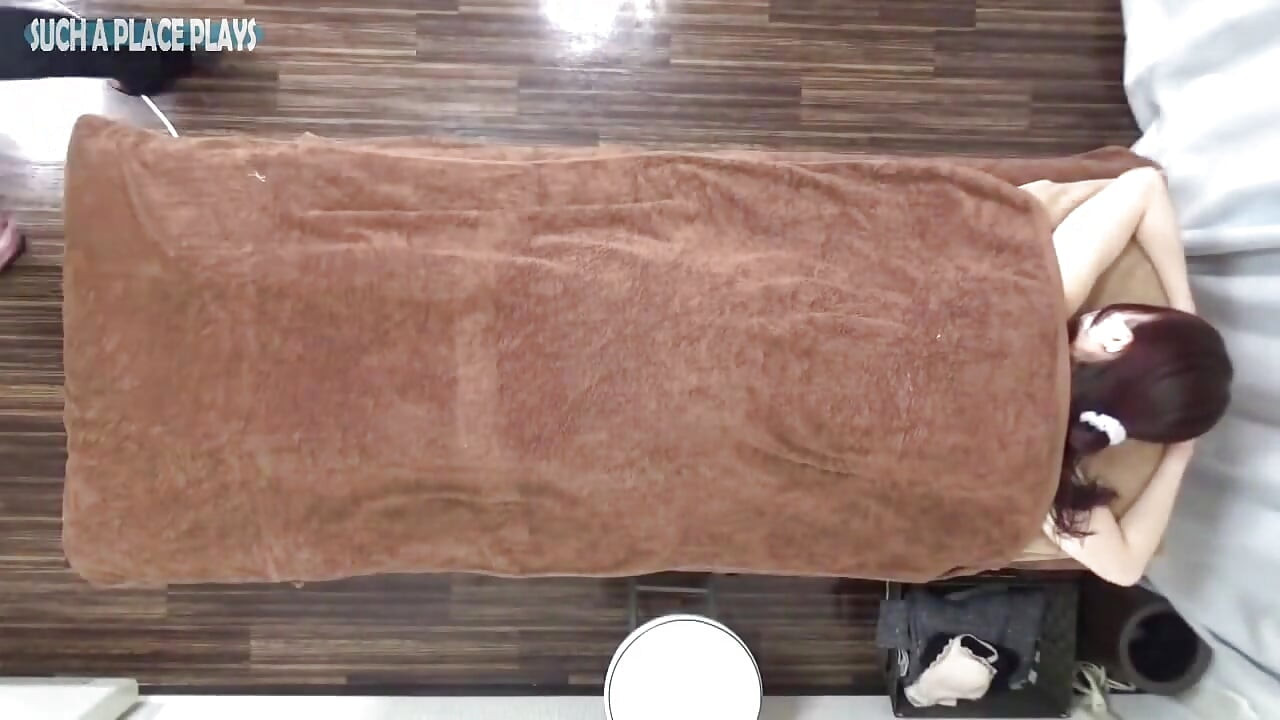 無碼生內射，美麗優雅的辦公室女郎回歸，被熱油和她不可抗拒的香味所吸引