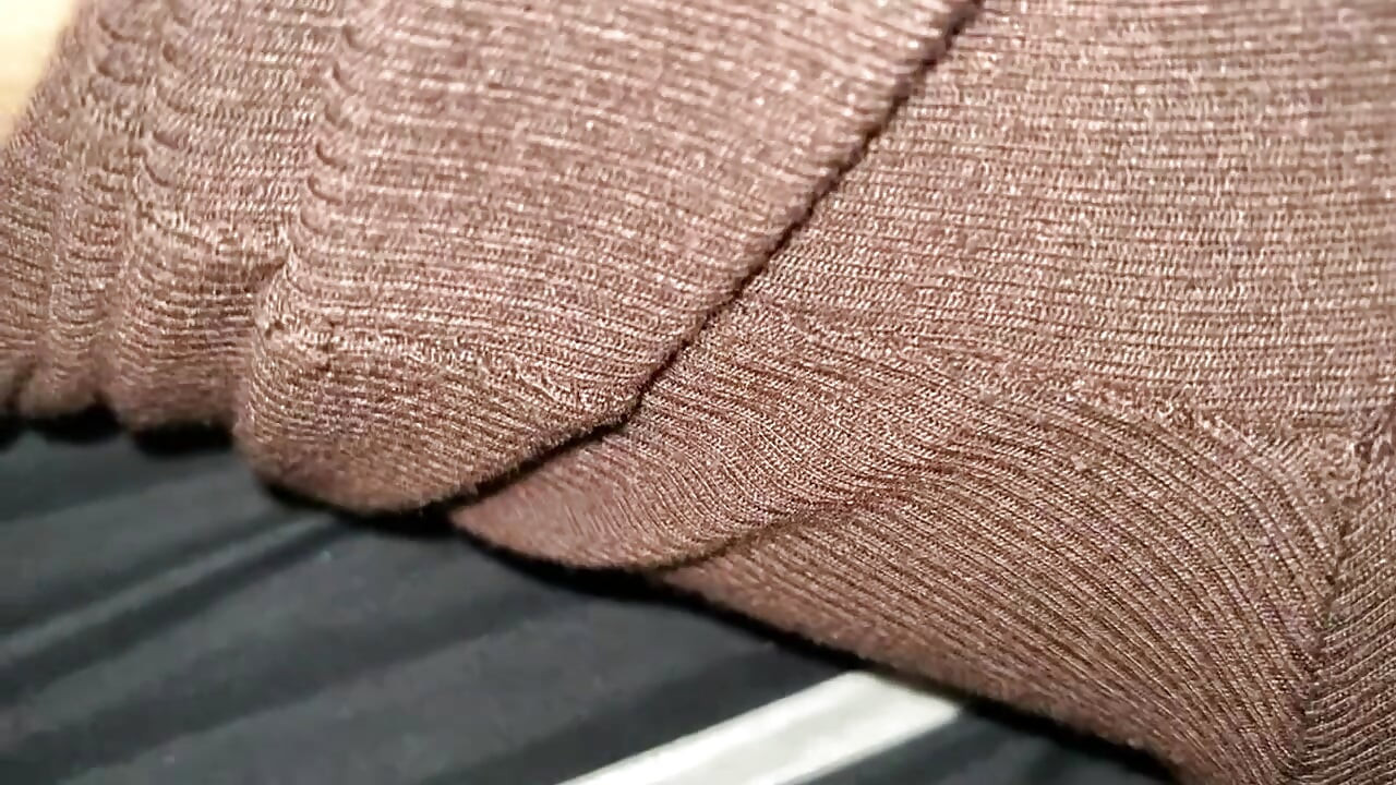 Video of an Indonesian couple fucking in the bedroom