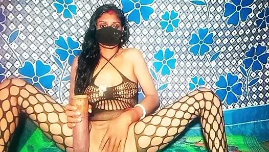 Mampi yenge yeni sikişiyor ve seksi kızlar