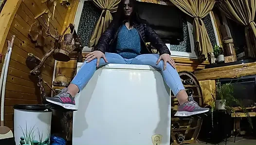 Тугая верблюжья лапка, большие сиськи и мокрый минет - глубокая глотка, трах в рот, инструкция по дрочке с окончанием