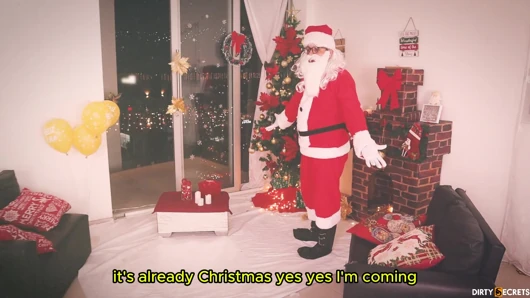 AKU SELINGKUH DARI KATHYLEE DAN NGENTOT DIA DI HARI NATAL