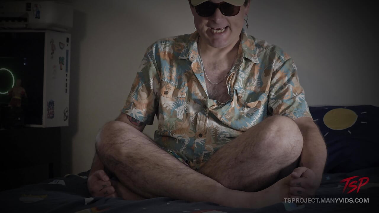Mickey 18: Gay Casting Roleplay 4K