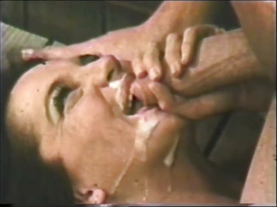 John Holmes ทำลายสาวหีใหญ่เซ็กซี่