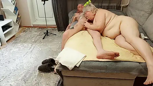Cewek sange ini lagi asik nyepong kontol sampai telan sperma # 3
