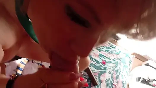 Cool mature married bitch Aimee: cock in mouth and loud shaking orgasms. Everyone would like to marry such a naughty slut! ))