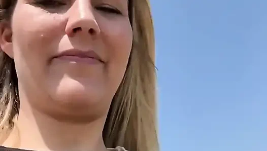 Göğüslerim zıplatıyor