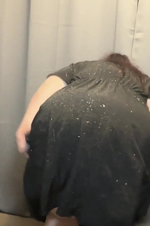 BBW Bareass Fart Compilation: Bubbly Squats & Bent Over Blasts by Bella Blast
