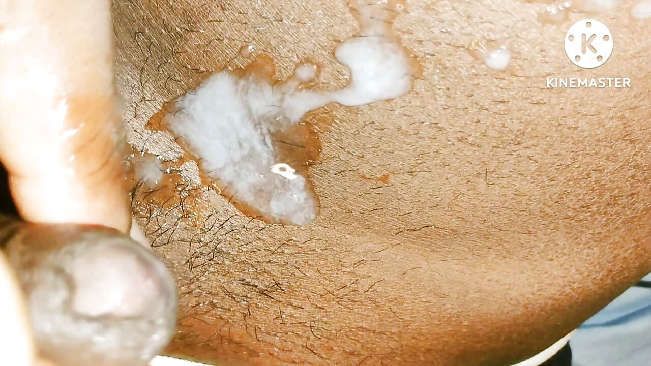 Quente e bonito garoto masturbação desi Big Dick Village meninos masturbação
