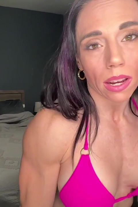 Związany i Wykonany do spust przez mięśni MILF Vanessa Arizona - POV