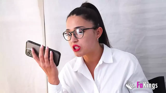 Come to our sexy secretary! Nuria Millan will show you what a PORNSTAR feels like