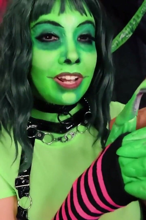 Salad Fingers | Cosplay Parody