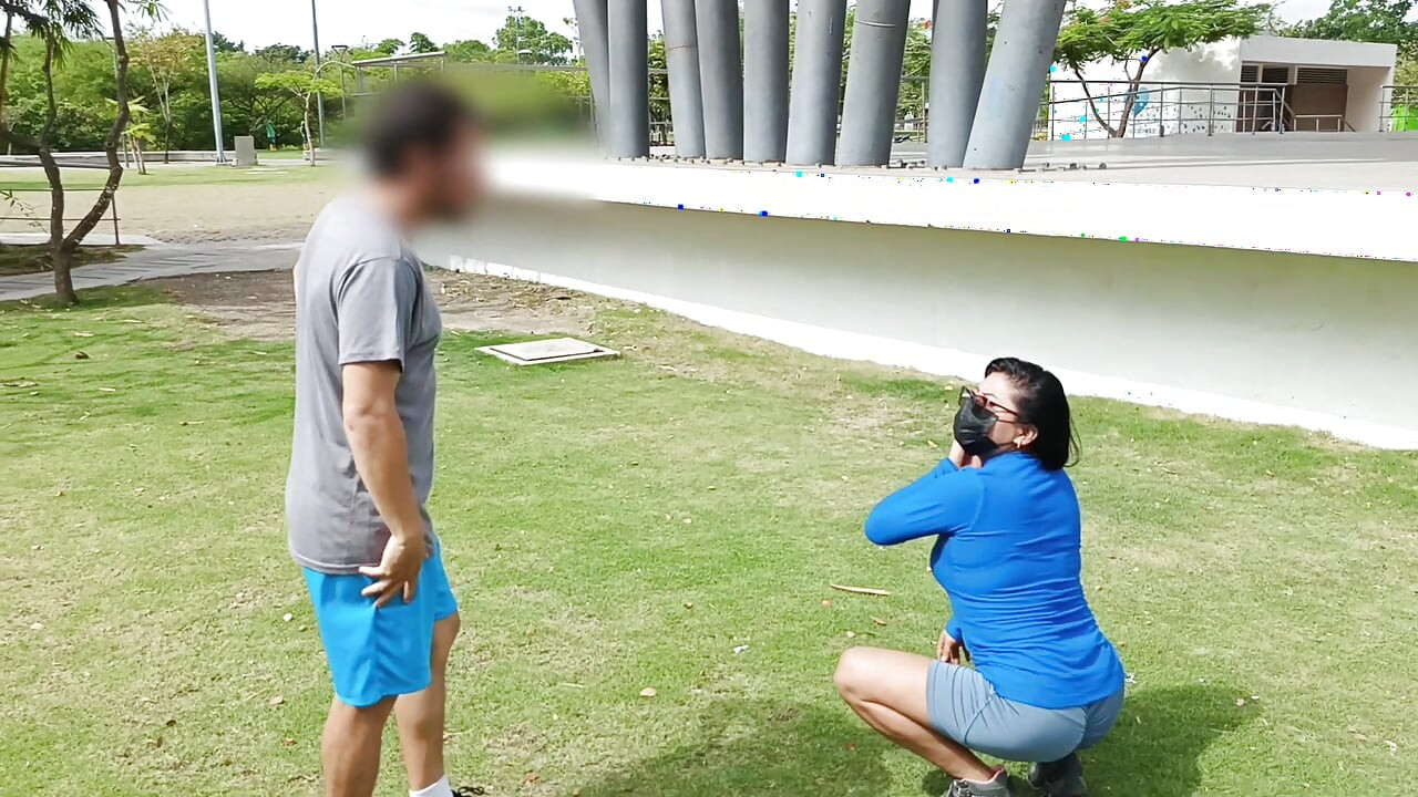 Athletic man finds a stranger in the park and invites her to his house to do kinky things.