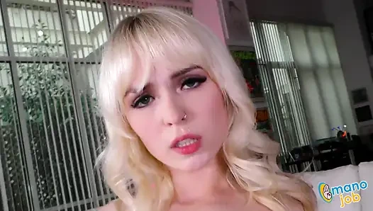 Lilly bell menggoda dan memerintahkanmu untuk ngocok kontolmu sampai crot